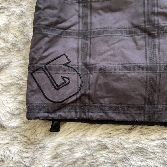 Burton The White Collection Snowboard Jacket - Picture 9 of 10